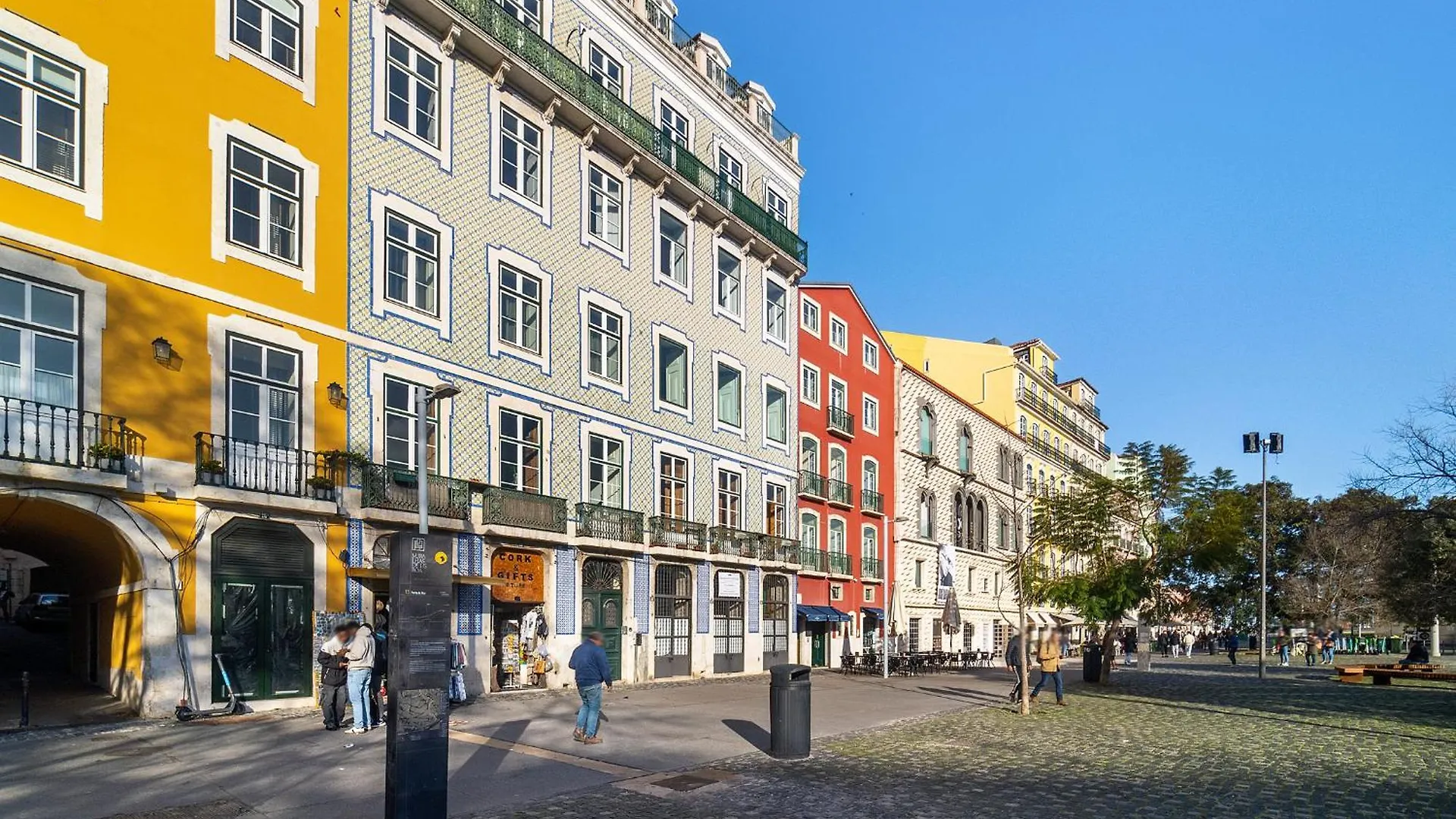 Whome Majestic Lisbon Stay With Breathtaking River Views Portugal